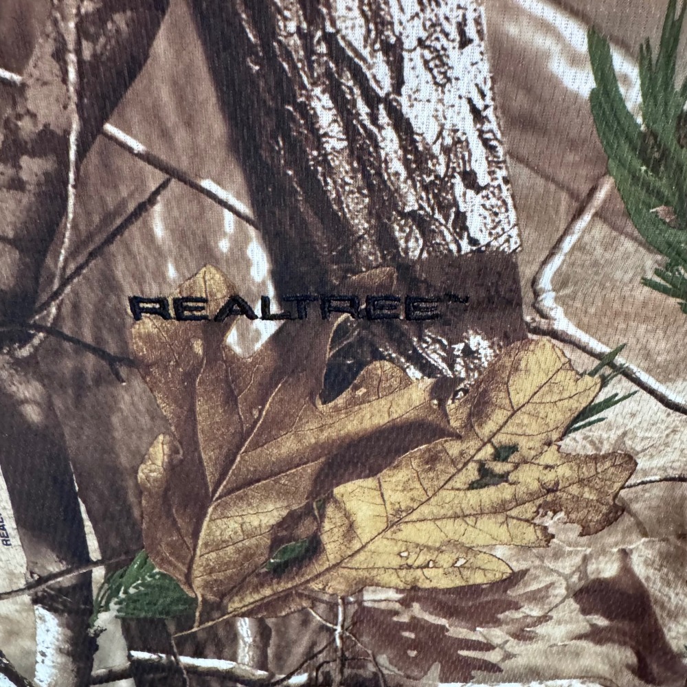 Realtree AP Camo Long Sleeve Performance Shirt Mens XL Camouflage Hunting Tee - Picture 3 of 9
